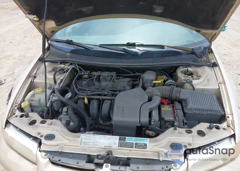 2000 Dodge Stratus Se z USA, uszkodzony, nr VIN 1B3EJ46C9YN220653